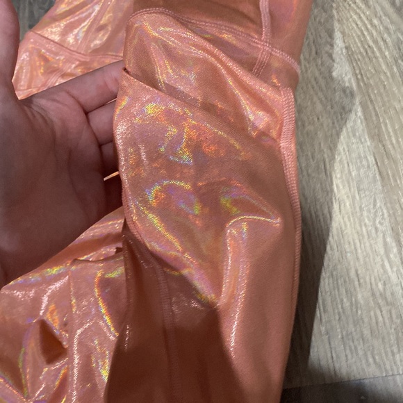 ✨ NWT Fabletics Holo Graphic Orange Leggings ✨ - Picture 8 of 8